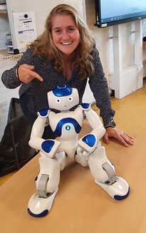 sarah met robot